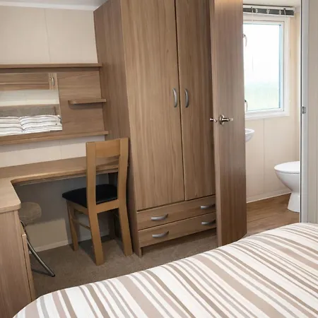 Seaview 8 Berth Caravan At Haven Primrose Valley * Filey